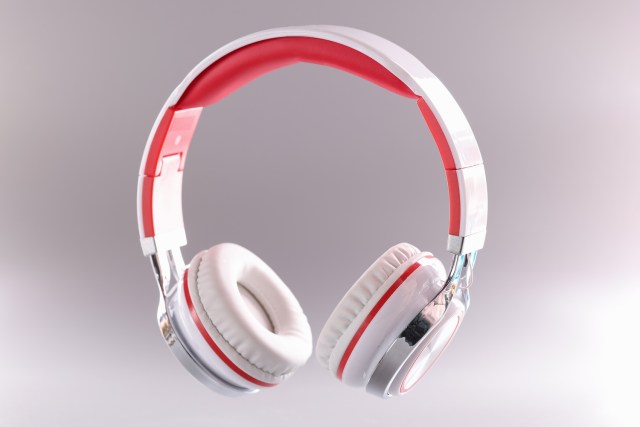 How Noise-Cancelling Wireless Headphones Can Enhance Your Productivity